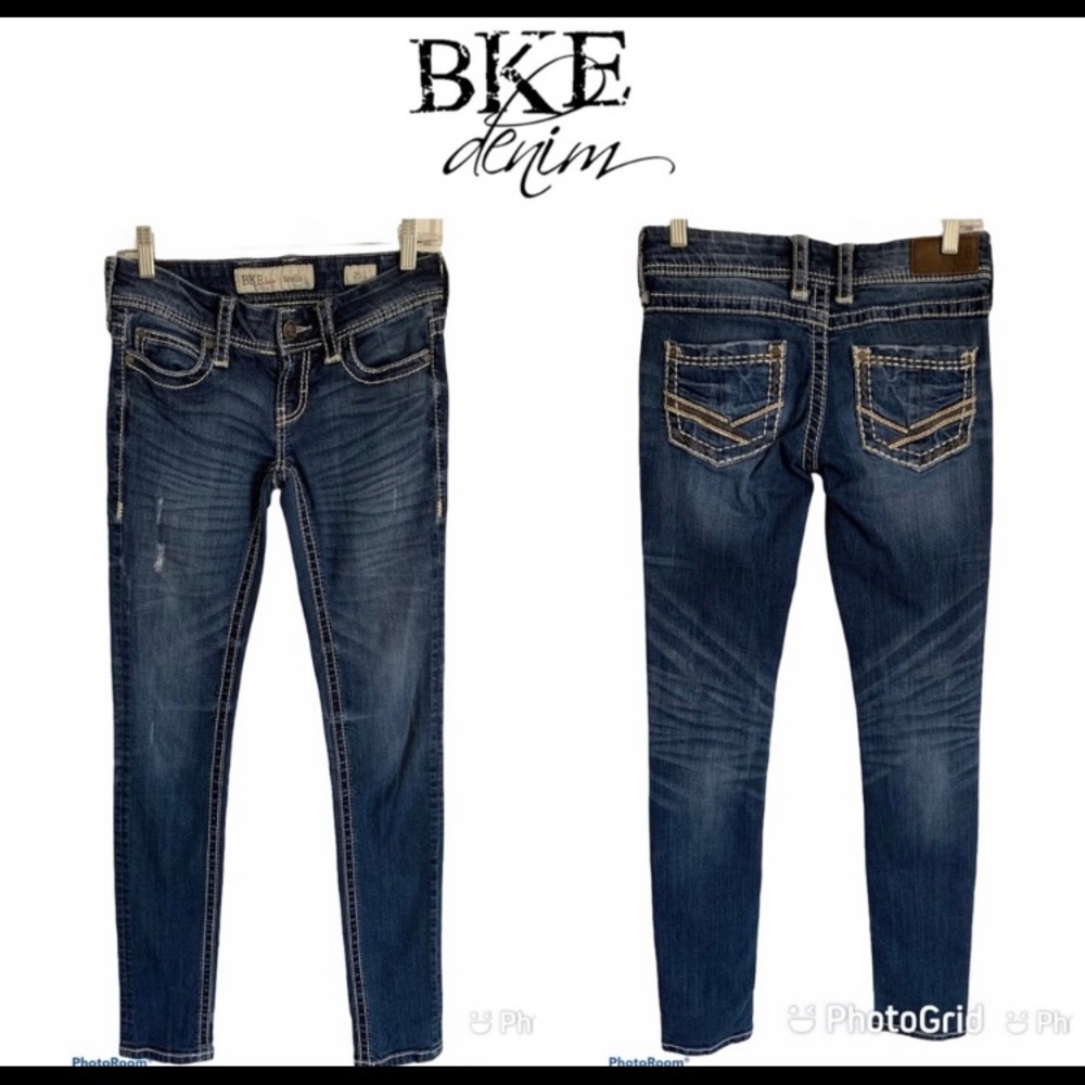 LIKE NEW BKE Stella Skinny Distressed Jeans Sz 25L